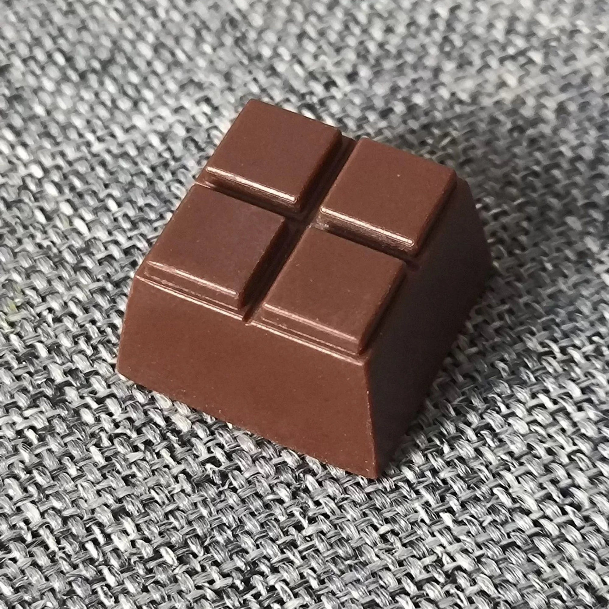 Chocolate Custom Novelty Artisan KeyCap Handmade Resin Keyboard Cap Key Cap for Mechanical Keyboard Accessories
